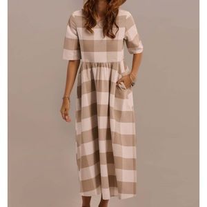 NWT taupe and white checked summer midi dress
